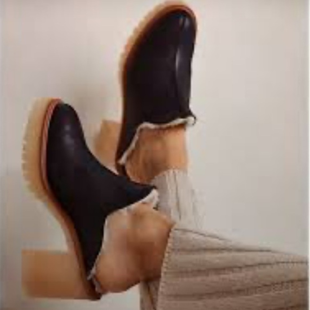 Free People James Mule Black Leather Cozy Faux Fur platform